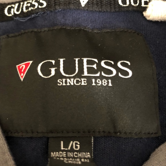 Guess Light Hoodie - Picture 2 of 3